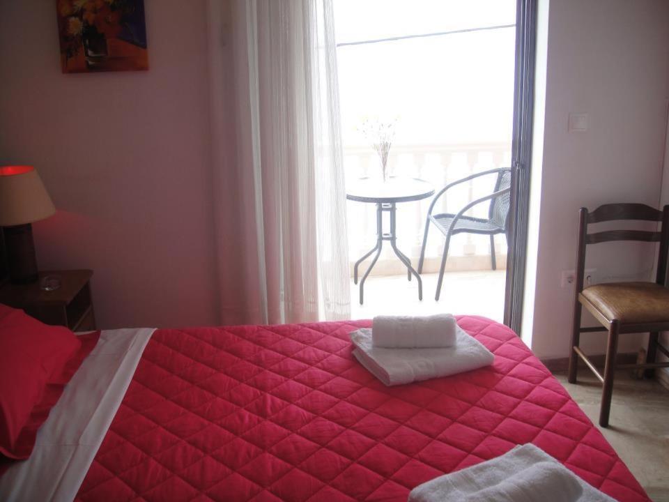 Antonios Rooms 아크라타 객실 사진